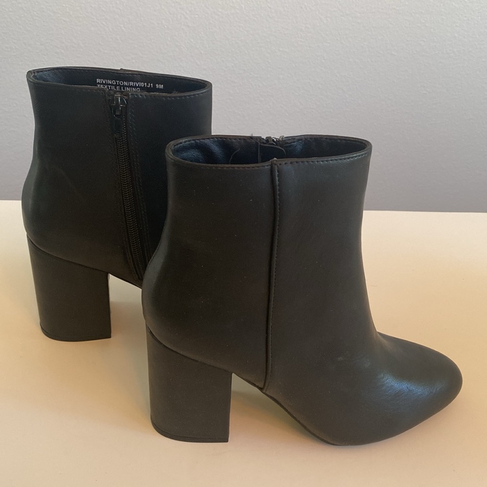 Madden Girl Rivington Ankle Boots Almond Toe Chunky Heel Black Size 9 New In Box